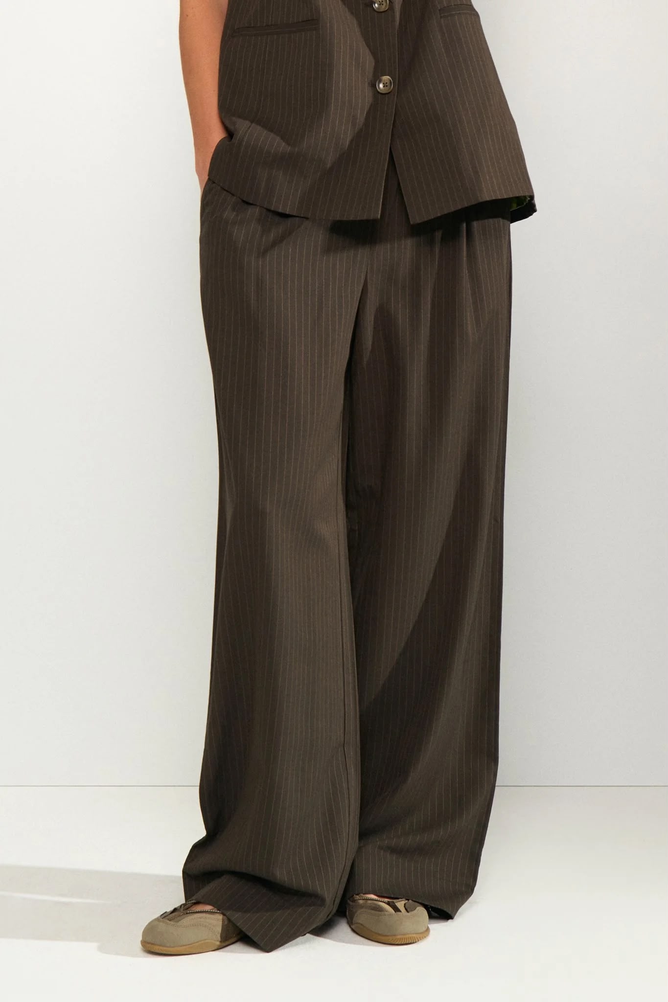 Pantalón sastre raya diplomática - Foto 1